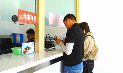中國·山丹-積“微”致著 “精”雕細琢--“微改精提”助力山丹馬場旅游煥新 智能寄存設備